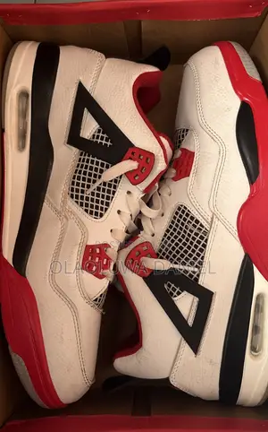Nike Air Jordan 4 Fire Red