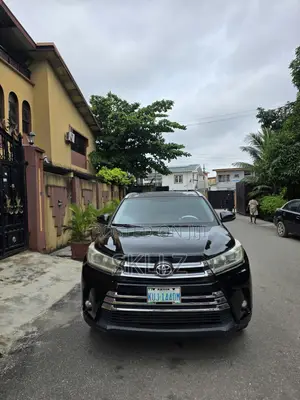 Toyota Highlander 2015 Black