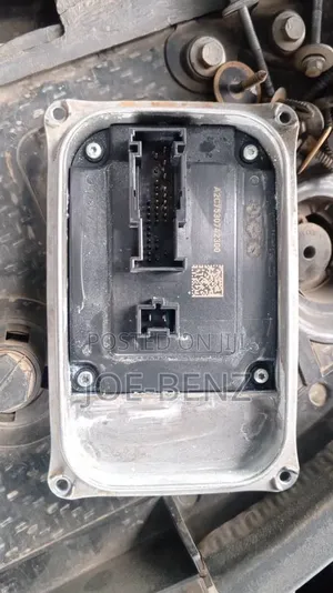 GLE350 2023 Headlight Charger