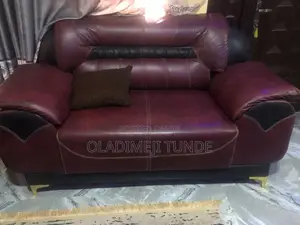 Set of Leather Chair 7 Seaters