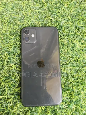 Apple iPhone 11 64 GB Black