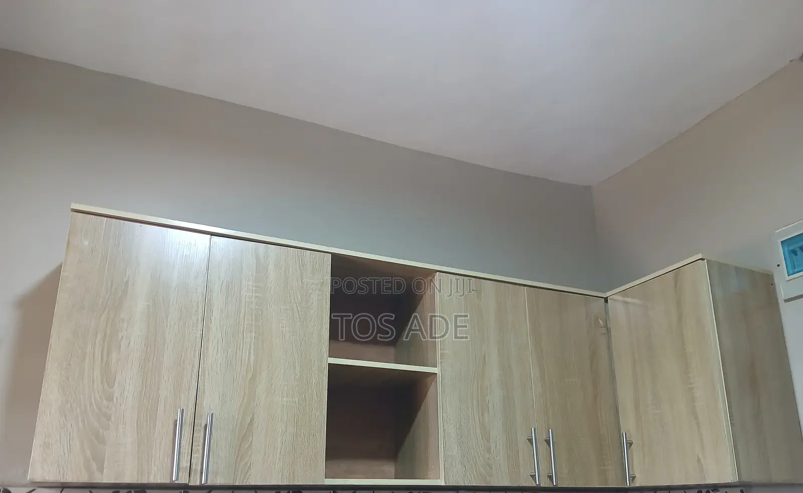 Kitchen Cabinet