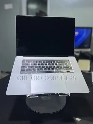 Laptop Apple MacBook Pro 2019 16GB Intel Core i7 SSD 512GB