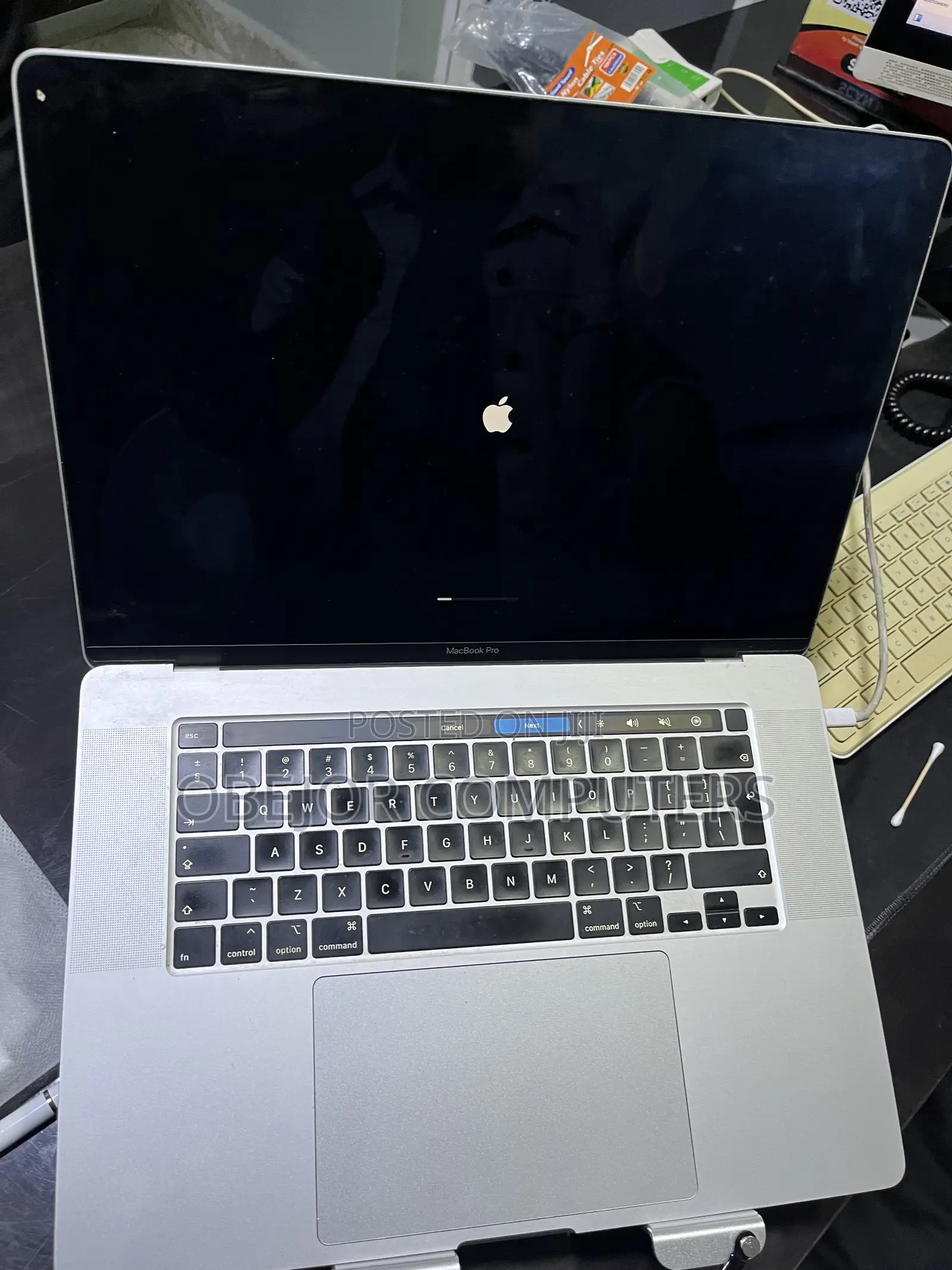 Laptop Apple MacBook Pro 2019 16GB Intel Core i7 SSD 512GB