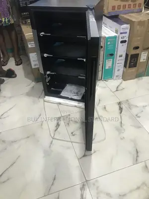 Hisense 91L Chiller JC-94 Compact Cooling Appliance