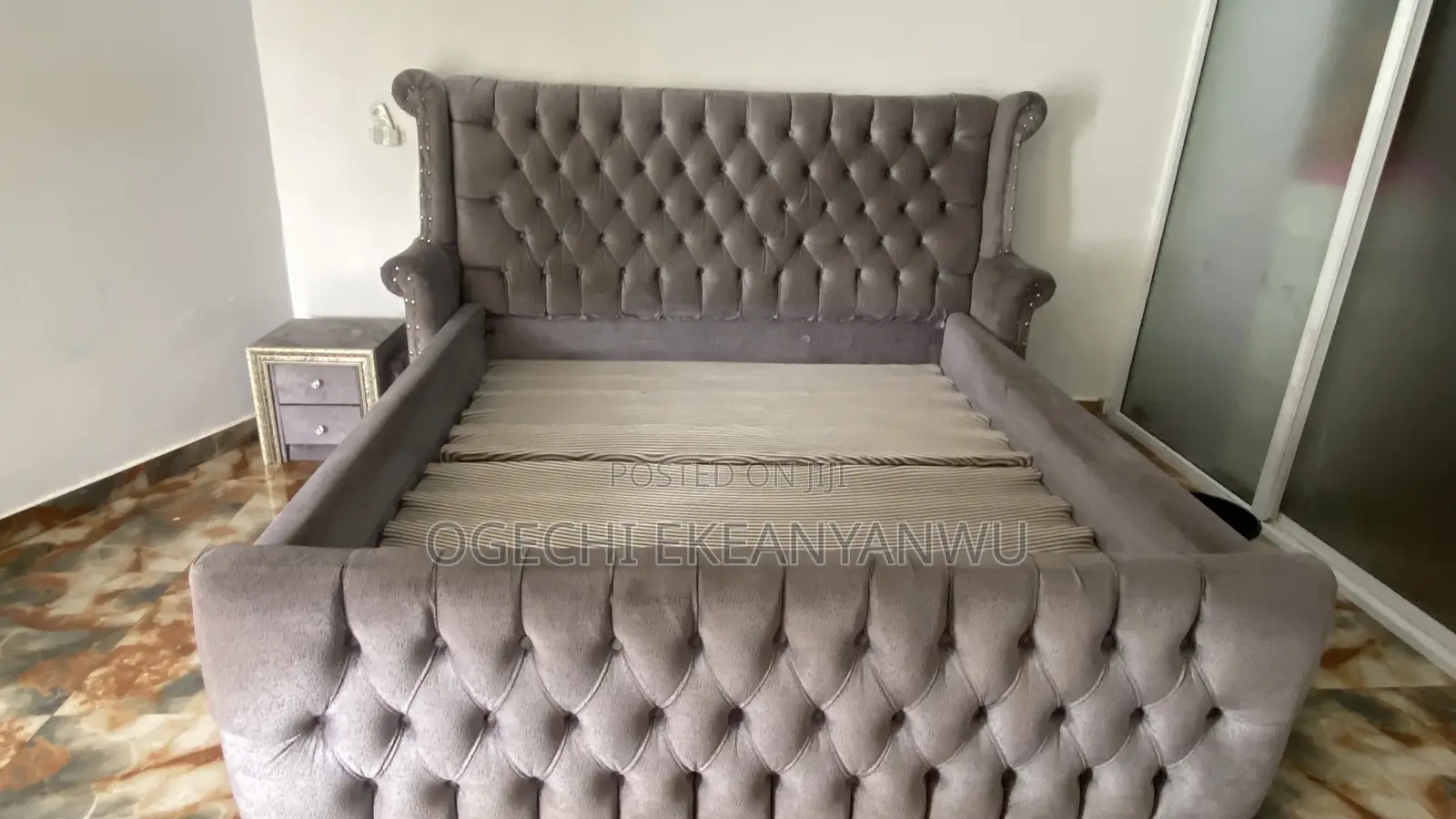 BedFrame 6by6