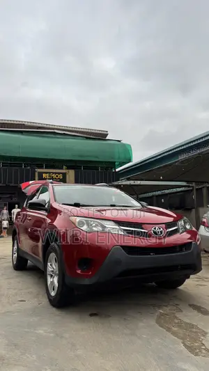 Toyota RAV4 LE 4dr SUV AWD (2.5L 4cyl 6A) 2014 Red