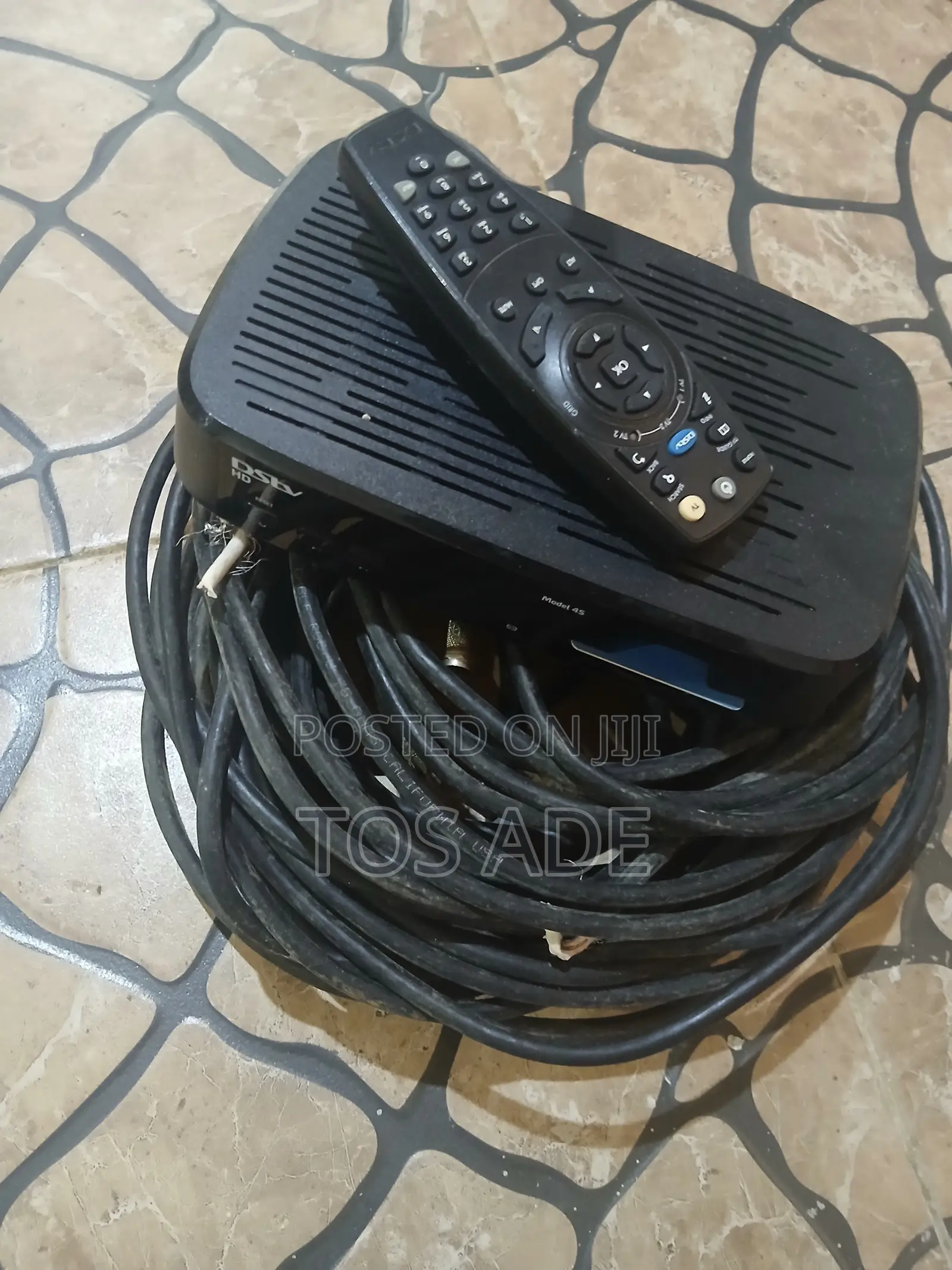 DSTV Decoder