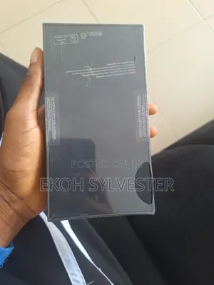 New Samsung Galaxy S21 5G 128 GB Black