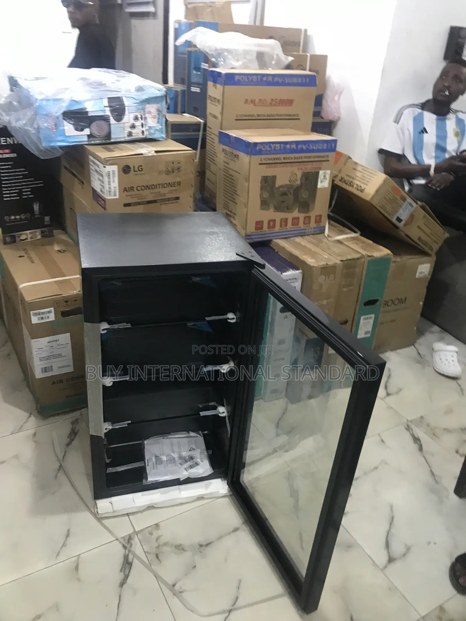 Hisense 91L JC-94 Compact Chiller Refrigerator