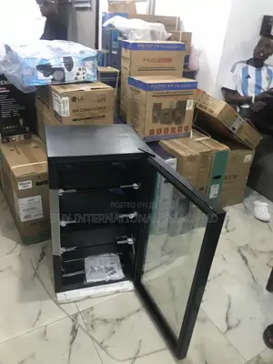 Hisense 91L JC-94 Compact Chiller Refrigerator