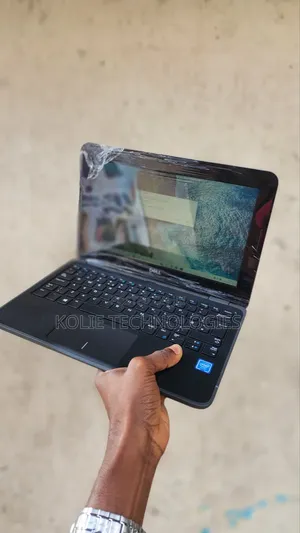 Laptop Dell Latitude 3190 4GB Intel Celeron SSD 60GB