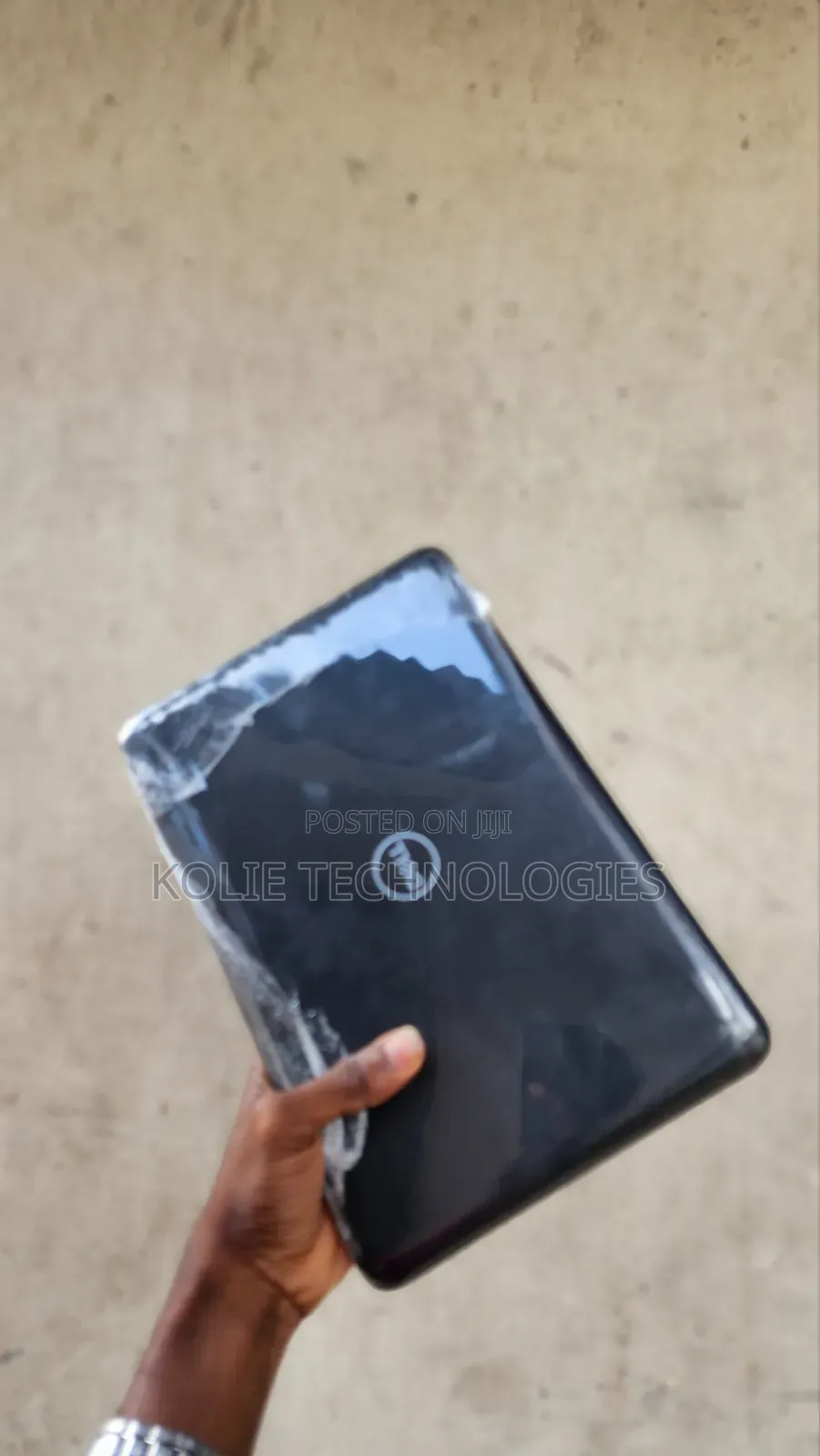 Laptop Dell Latitude 3190 4GB Intel Celeron SSD 60GB