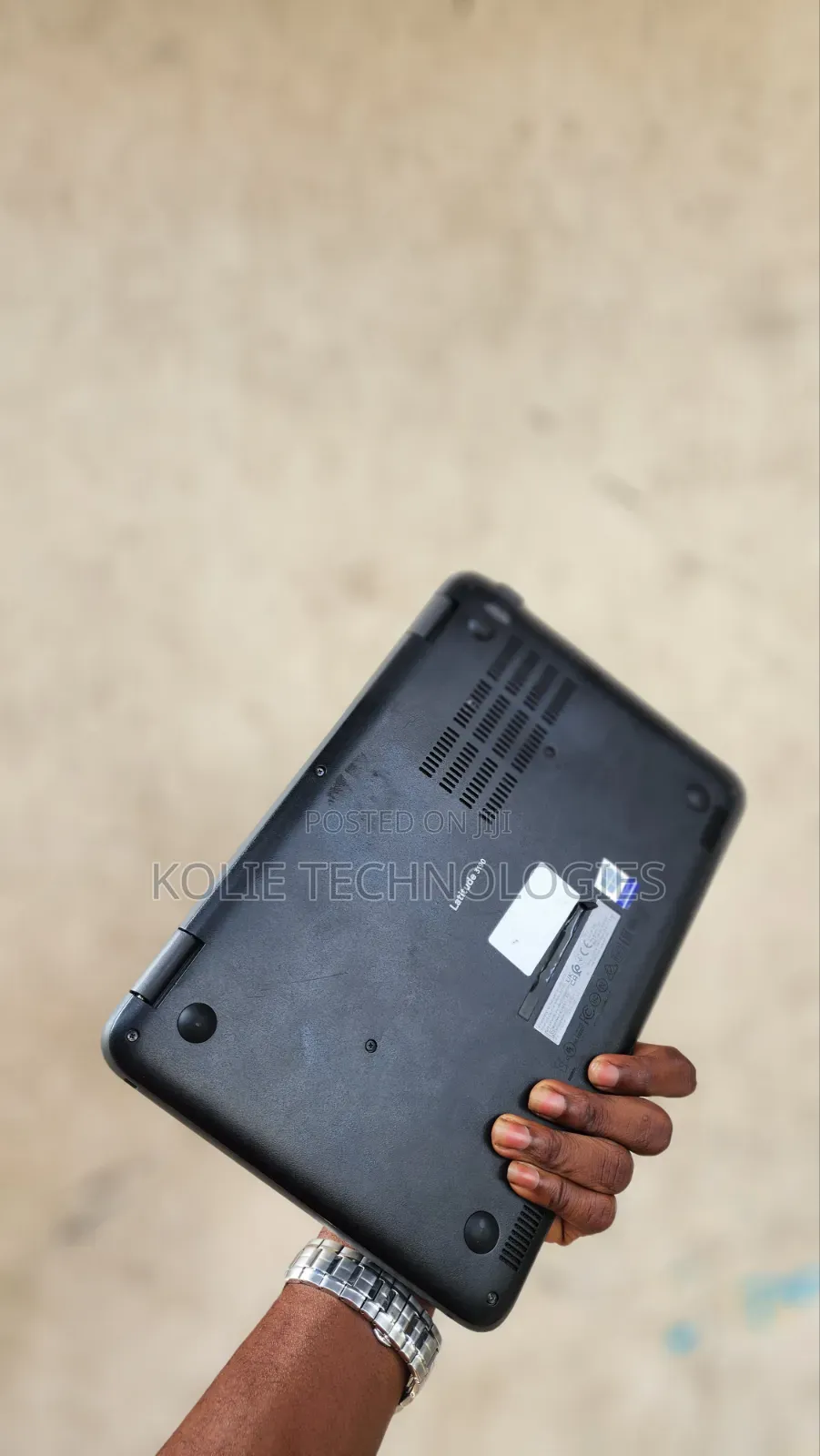 Laptop Dell Latitude 3190 4GB Intel Celeron SSD 60GB