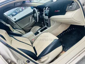 Toyota Camry LE 4dr Sedan (2.4L 4cyl 5A) 2008 Gold