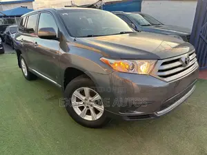 Toyota Highlander 2011 Gray