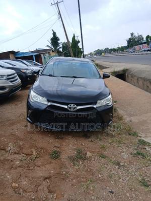 Toyota Camry SE 4dr Sedan (2.5L 4cyl 6A) 2017