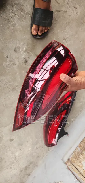 GLE53 2024 Set of Backlight and Bumper Replacement