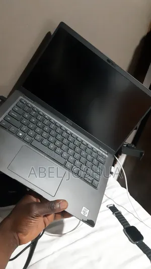 Laptop Dell Latitude 7410 16GB Intel Core i5 SSD 250GB