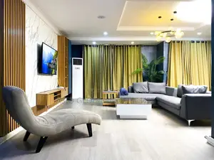 4-Bedroom Luxury Apartment With Pool in Ikeja Gra