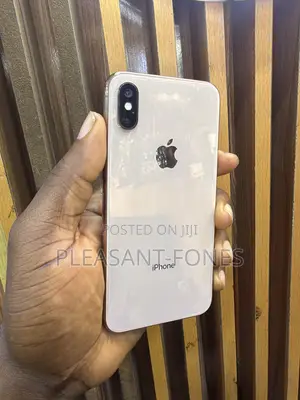 Apple iPhone XS 64 GB Gold