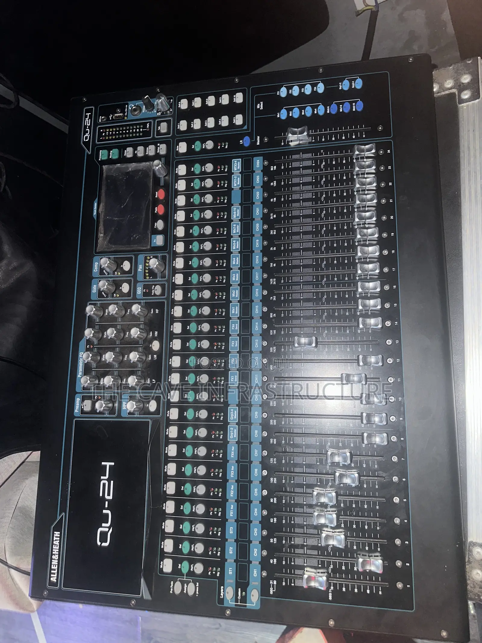 Allen Heath QU24 Digital Console