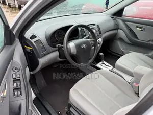 Hyundai Elantra 1.6 Automatic 2009 Silver