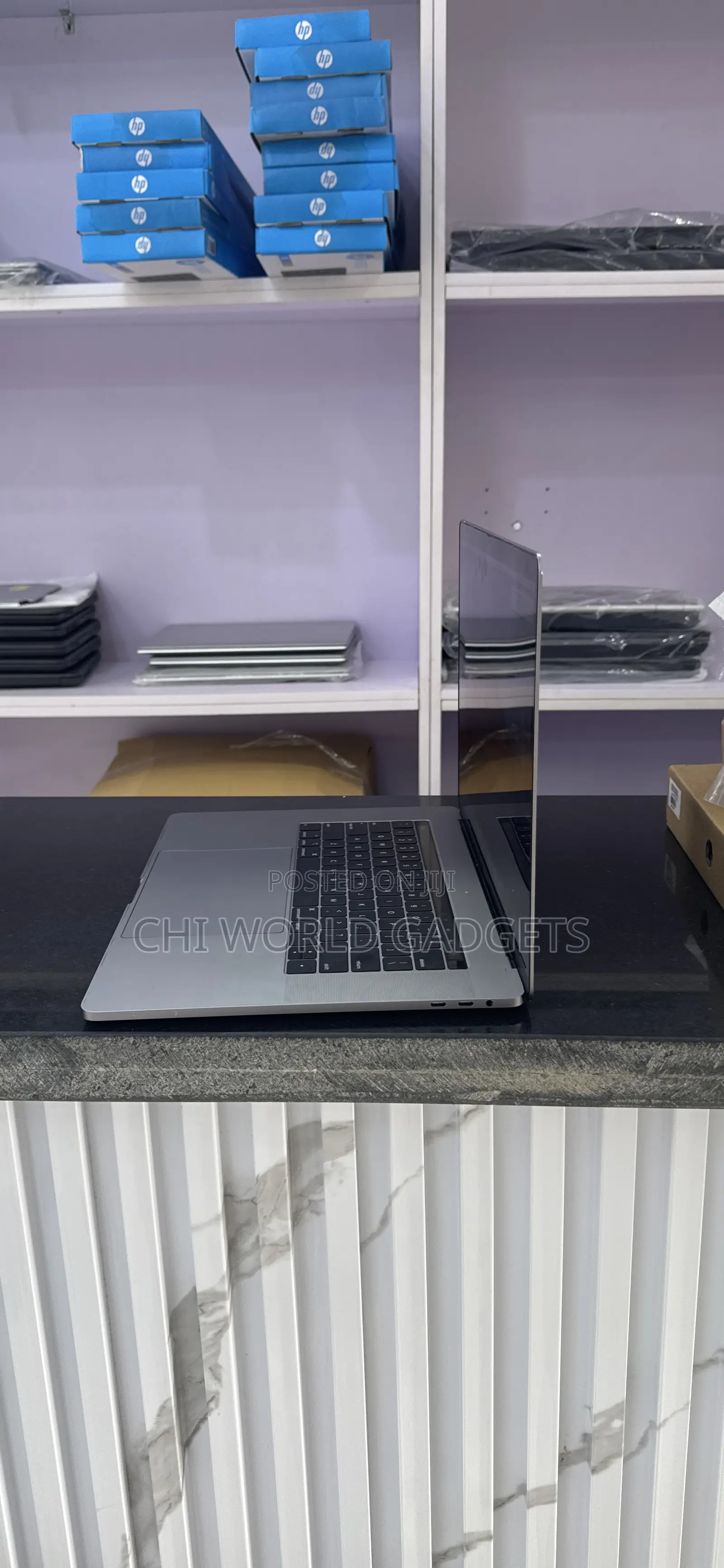 Laptop Apple MacBook Pro 2019 32GB Intel Core i9 SSD 512GB
