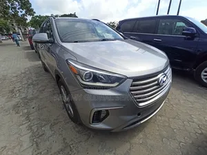 Hyundai Santa Fe SE AWD 2017 Silver