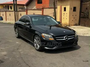 Mercedes-Benz C300 Base 4Matic Sedan AWD (2.0L 4cyl 7A) 2016 Black