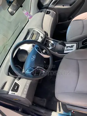 Hyundai Elantra GLS Automatic 2012 Blue