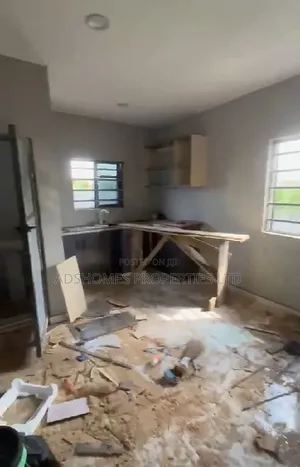 Furnished 1bdrm Bedsitter in Soluyi for rent