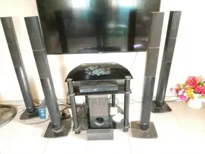 Original LG DVD Home Theater System With Tall Surround Speakers