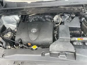 Toyota Highlander Limited 4x4 V6 (3.5L 6cyl 8A) 2017 Silver