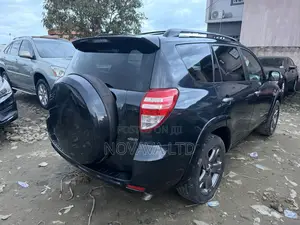 Toyota RAV4 2.5 Sport 2010 Green