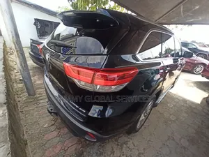 Toyota Highlander Limited Platinum 4dr SUV (3.5L 6cyl 6A) 2014 Black