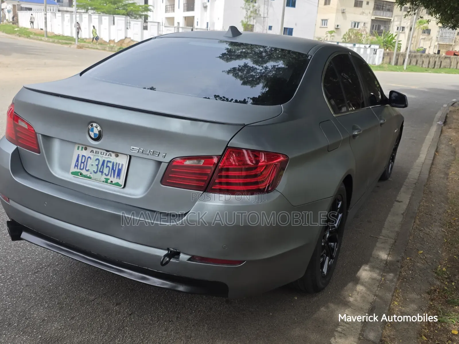 BMW 528i 2012 Gray