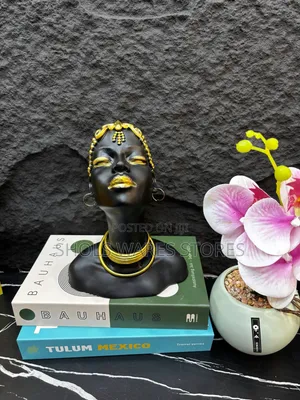 Luxury African Queen Bust Statue