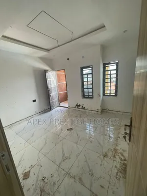 Mini Flat in Shomolu for rent