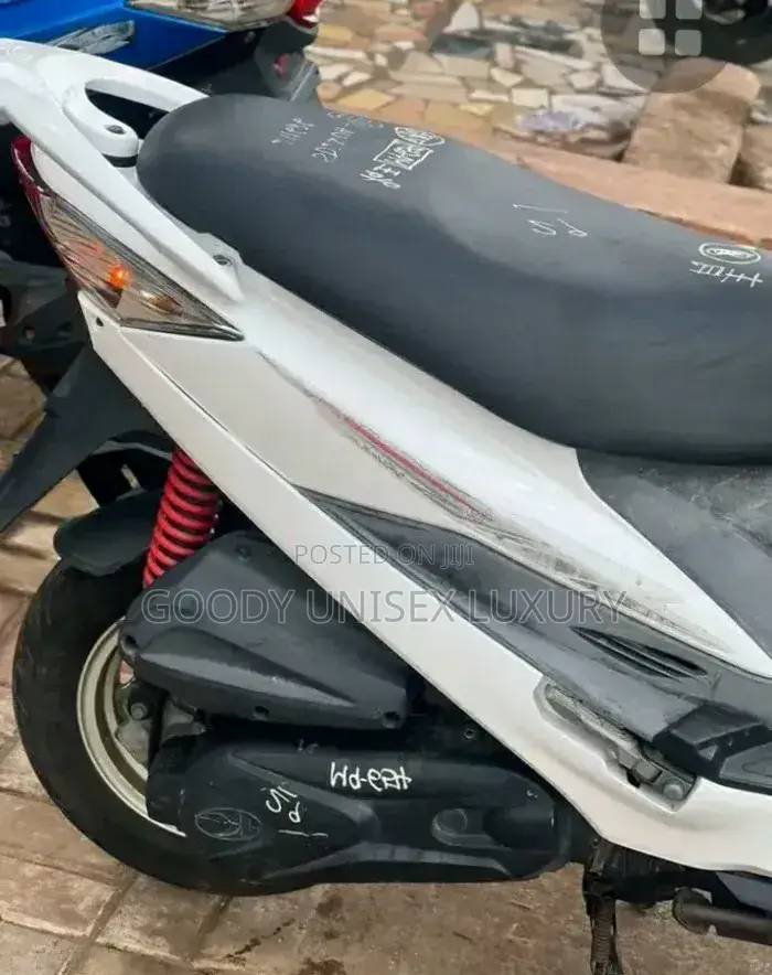 TVS Ntorq 125 2023 White