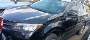 Toyota RAV4 XLE AWD (2.5L 4cyl 6A) 2013 Black