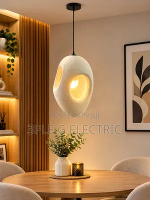 Contemporary Sculptural Pendant Light for Home Decoration