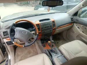 Lexus GX 470 2004 Gold