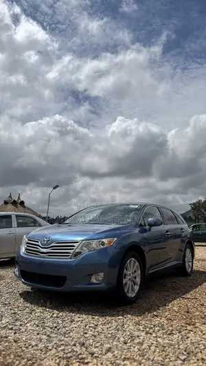 Toyota Venza AWD 2010 Blue