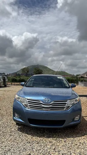 Toyota Venza AWD 2010 Blue
