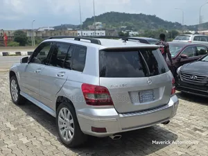 Mercedes-Benz GLK-Class 350 4MATIC 2010 Silver