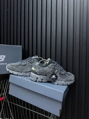 New Balance 2002r Protection Pack - Black Phantom