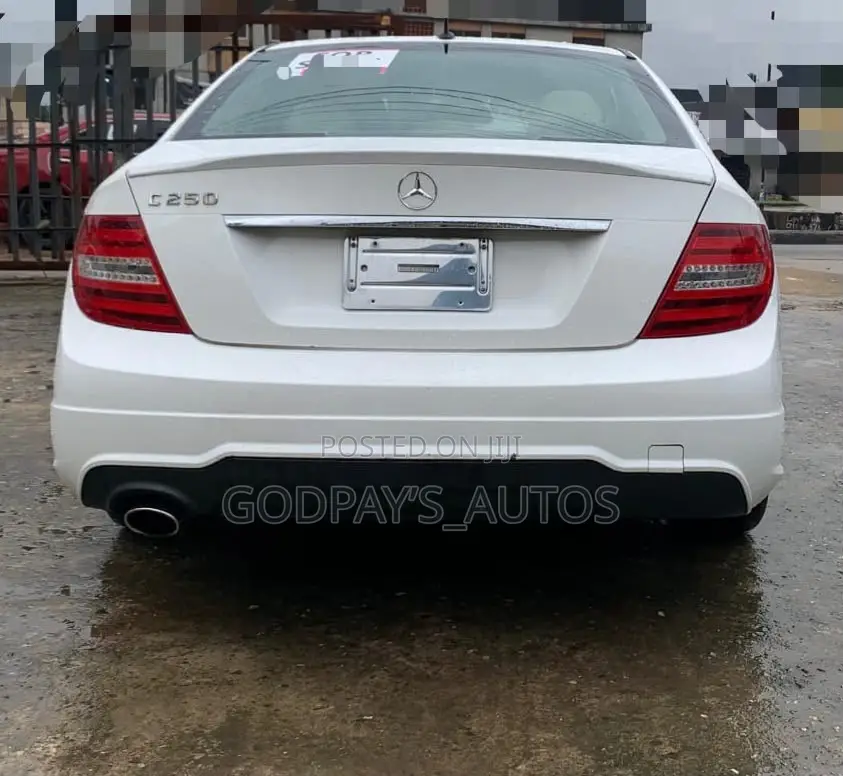 Mercedes-Benz C250 2014 White