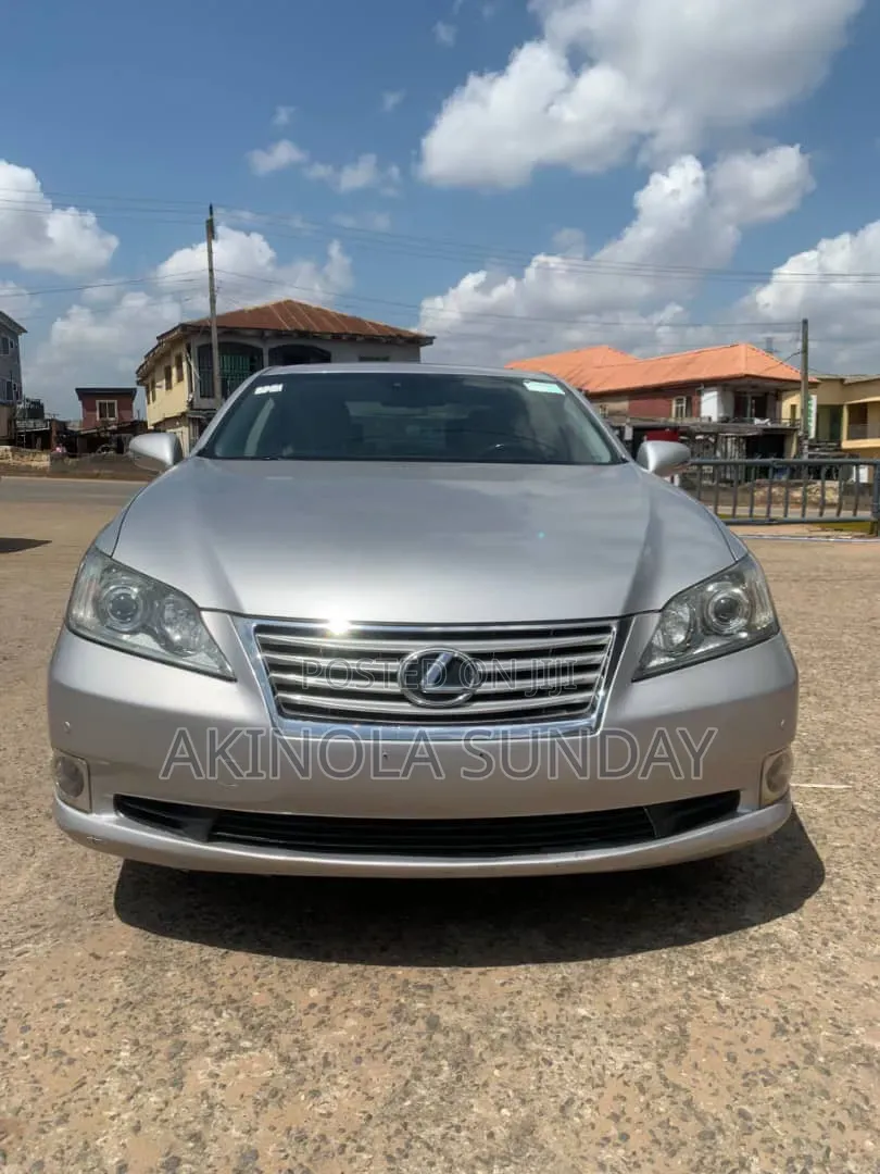 Lexus ES 350 2011 Silver