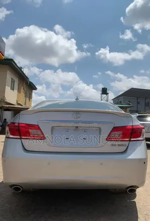 Lexus ES 350 2011 Silver